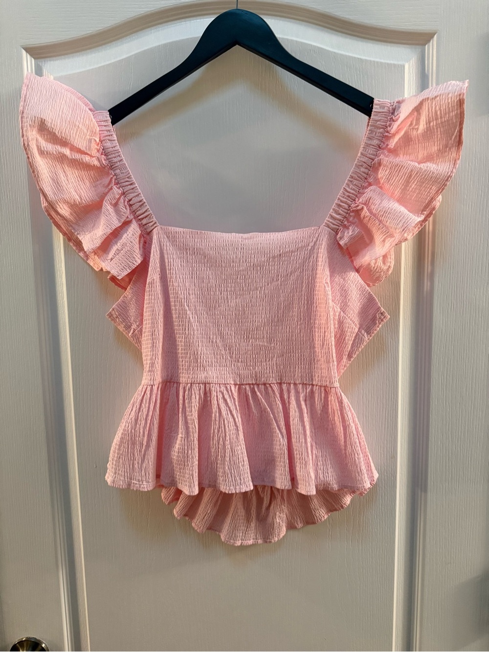 Francesca’s Pink Ruffle Peplum Crop Top Open Back Bow Tie Size Large NWT - Picture 4 of 8